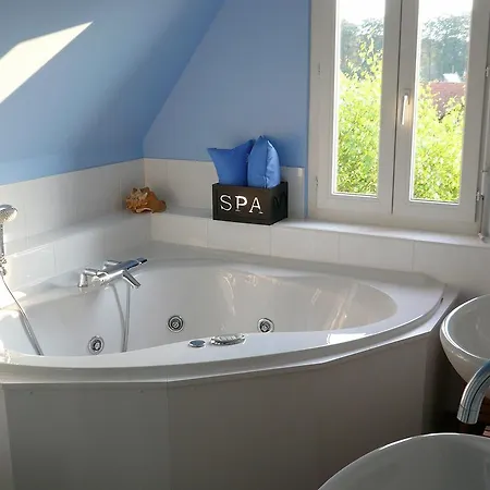 La Maison Beaurevoir بيت للعطل *